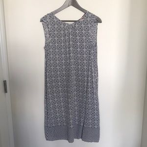 Shift dress in blue and white tile pattern